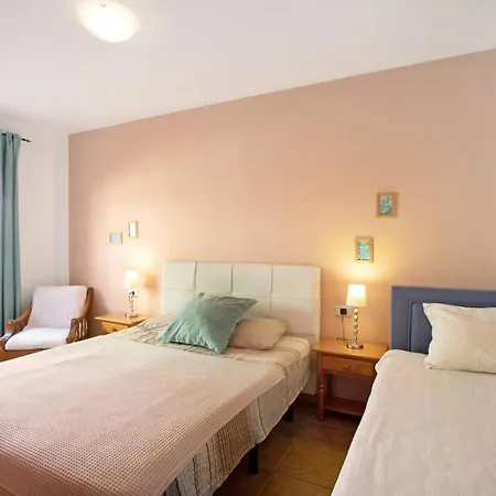 아파트 Casa Familia 기아데이소라