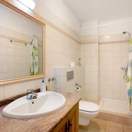 Casa Familia 아파트 기아데이소라