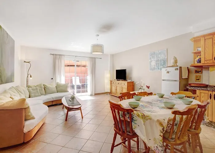 Casa Familia * Guia de Isora (Tenerife)